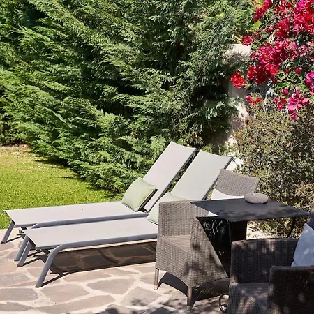 Picturesque House With Pool And Panoramic View *