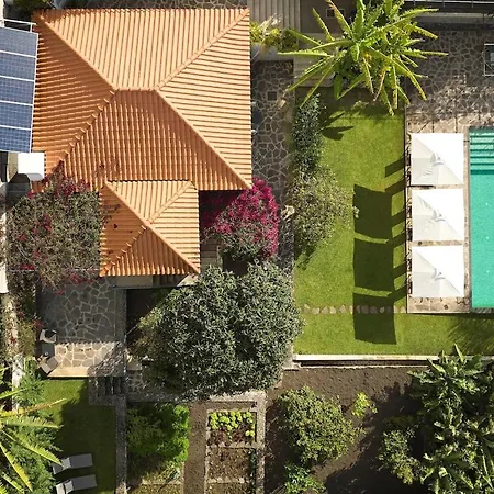 Picturesque House With Pool And Panoramic View Funchal (Madeira)
