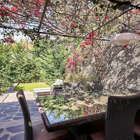 Picturesque House With Pool And Panoramic View Apartment *